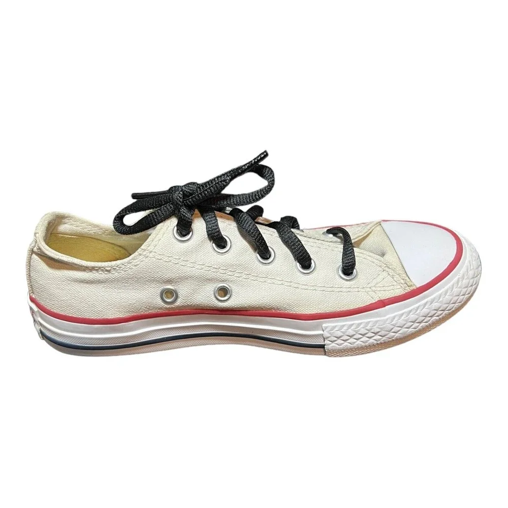 Converse Chuck Taylor All Star Optical White Sneakers Youth Size 13 (3J256)